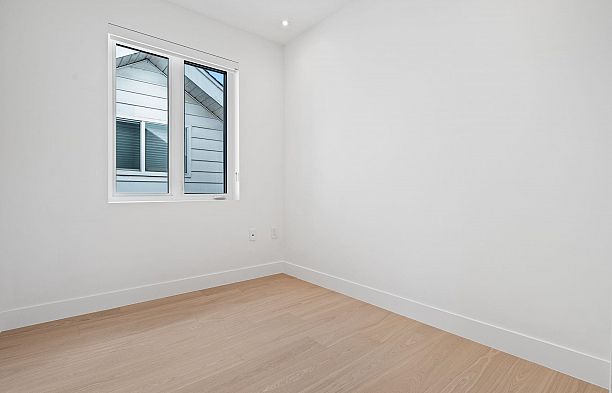 1 3813 W 16th Avenue Point Grey