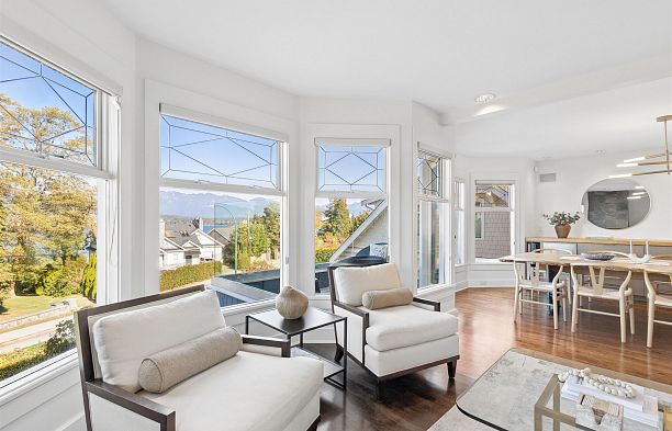 2697 York Avenue Kitsilano