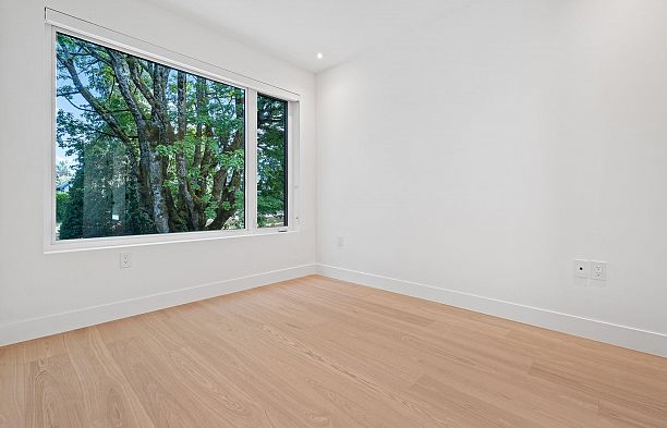 1 3813 W 16th Avenue Point Grey