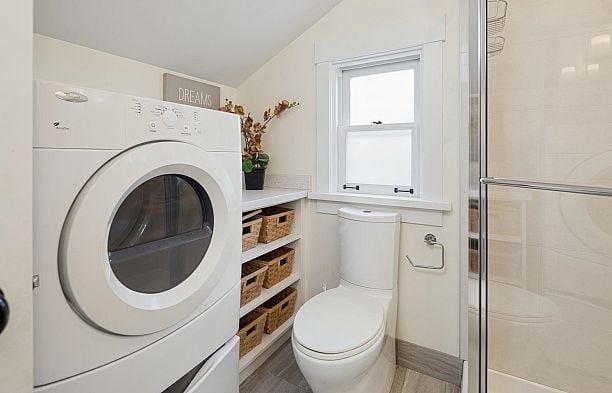 3541 W 8th Avenue Kitsilano
