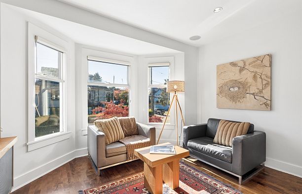 2697 York Avenue Kitsilano