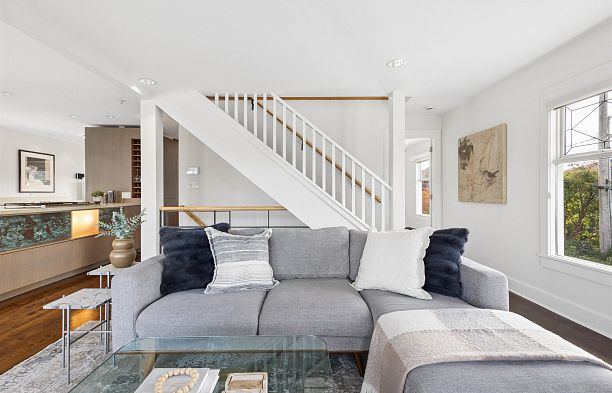 2697 York Avenue Kitsilano