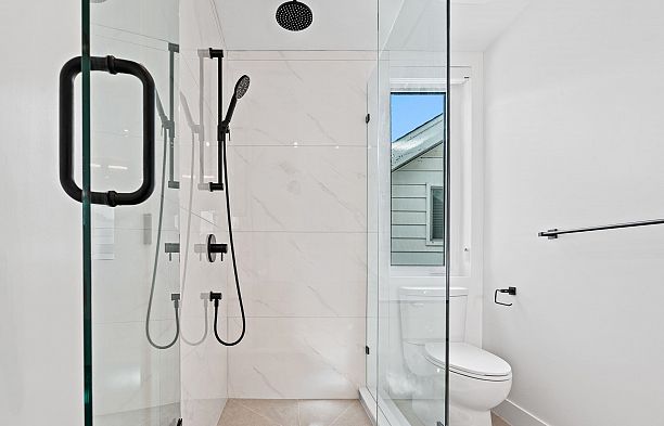1 3813 W 16th Avenue Point Grey