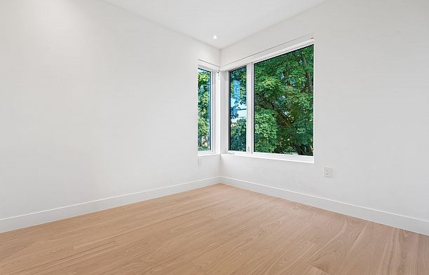 1 3813 W 16th Avenue Point Grey