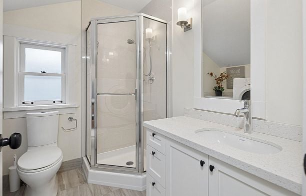 3541 W 8th Avenue Kitsilano