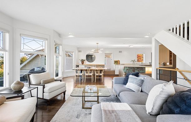 2697 York Avenue Kitsilano