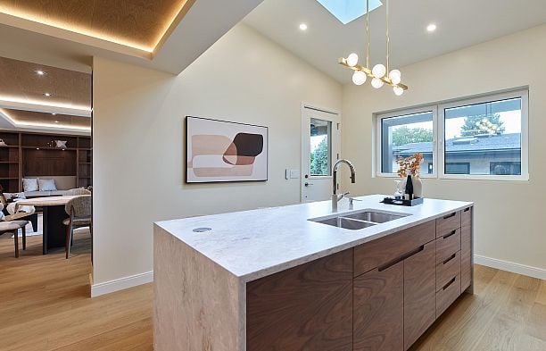 3732 W 1st Avenue Point Grey