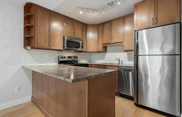 401 2920 Ash Street Fairview VW