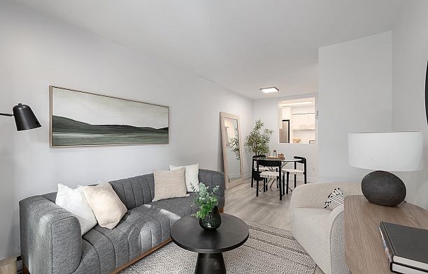 207 2410 Cornwall Avenue Kitsilano