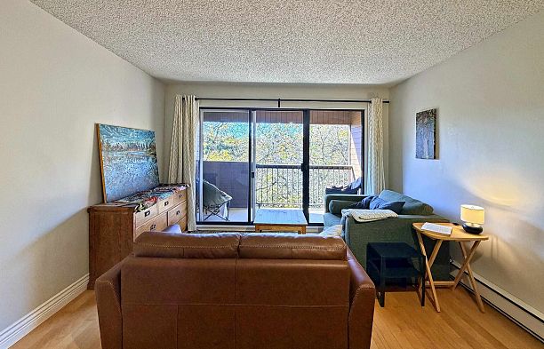 401 2920 Ash Street Fairview VW