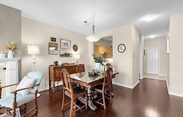 221 3769 W 7th Avenue Point Grey