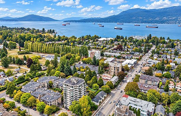 221 3769 W 7th Avenue Point Grey
