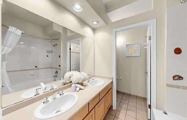 221 3769 W 7th Avenue Point Grey