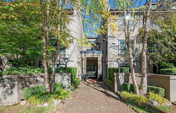 221 3769 W 7th Avenue Point Grey