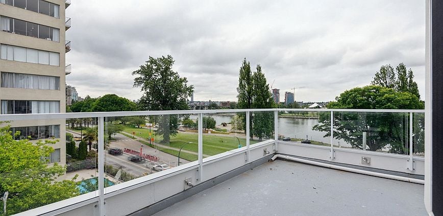 image32