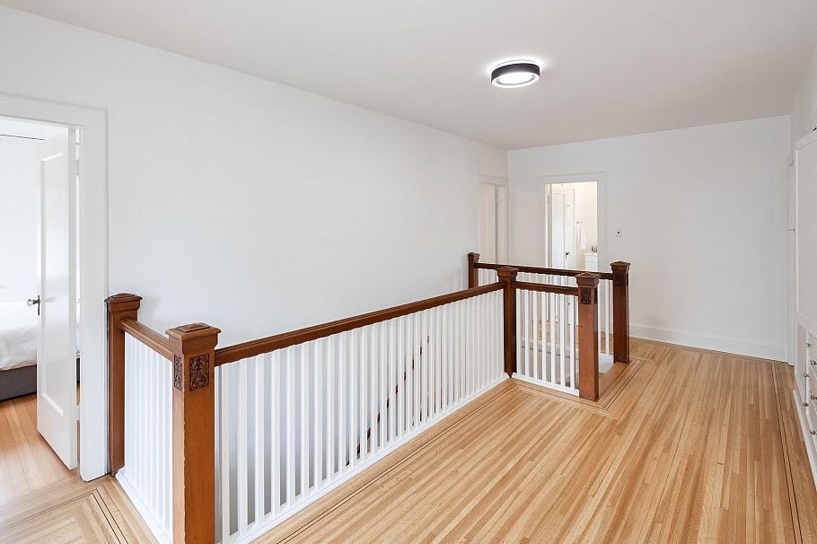 1121 W 16th Avenue Vancouver, BC - 31