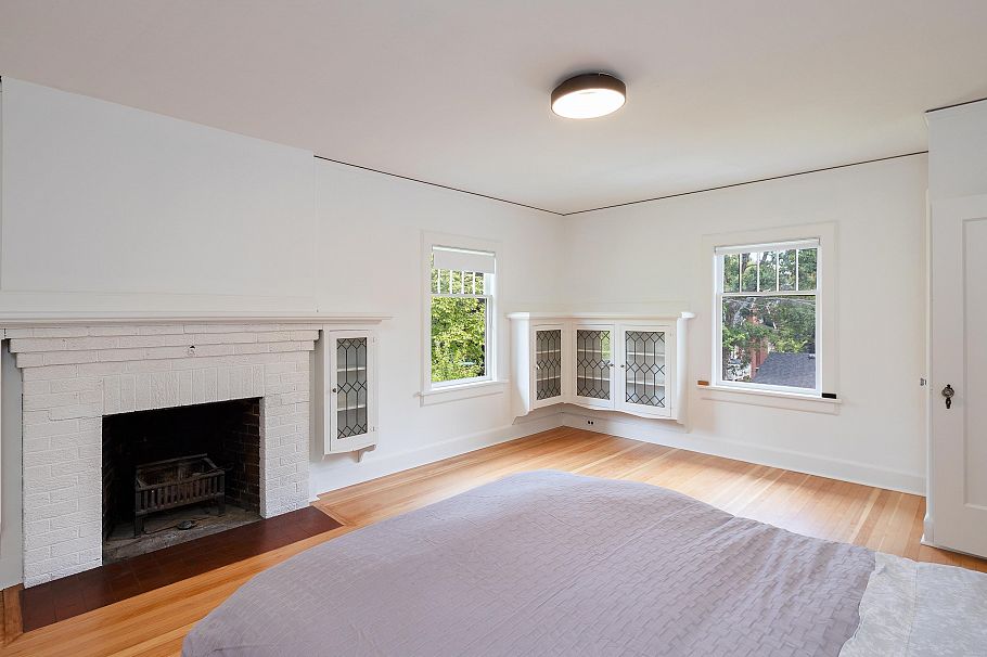 1121 W 16th Avenue Vancouver, BC - 21