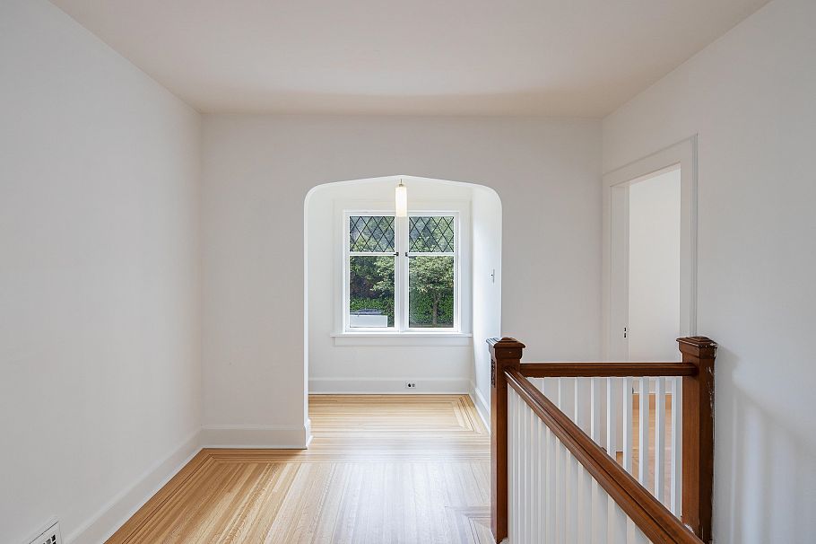 1121 W 16th Avenue Vancouver, BC - 23