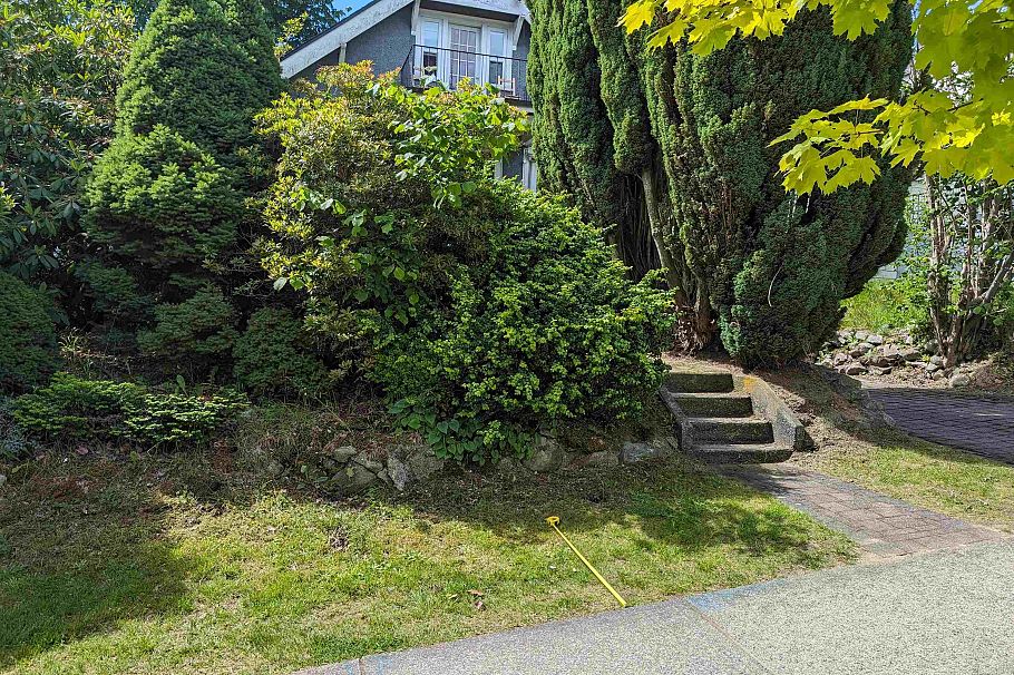 3588 W King Edward Avenue Vancouver, BC - 2