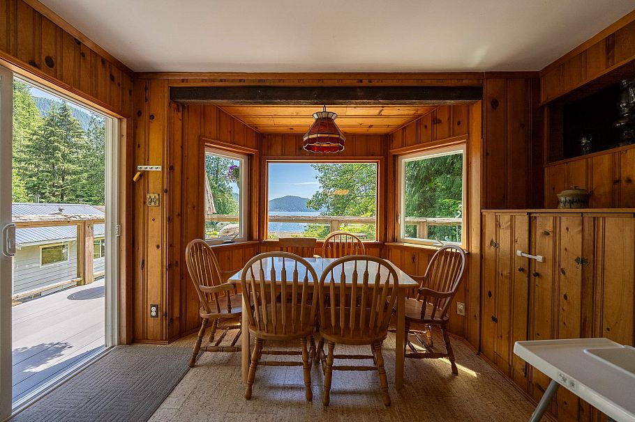 22 Brighton Beach North Vancouver, BC - 25