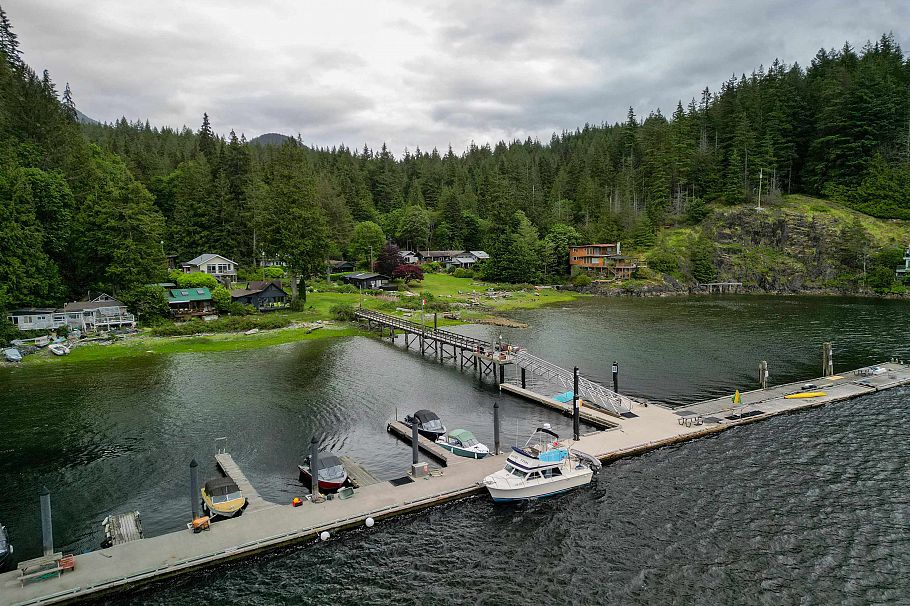 22 Brighton Beach North Vancouver, BC - 15