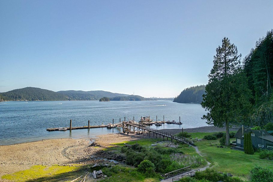 22 Brighton Beach North Vancouver, BC - 28