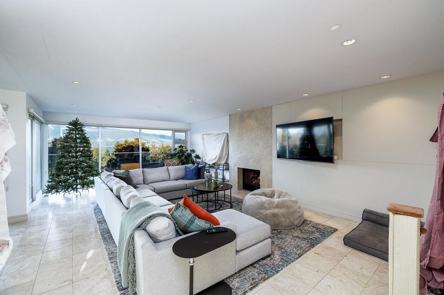 4489 W 2nd Avenue Vancouver, BC - 10