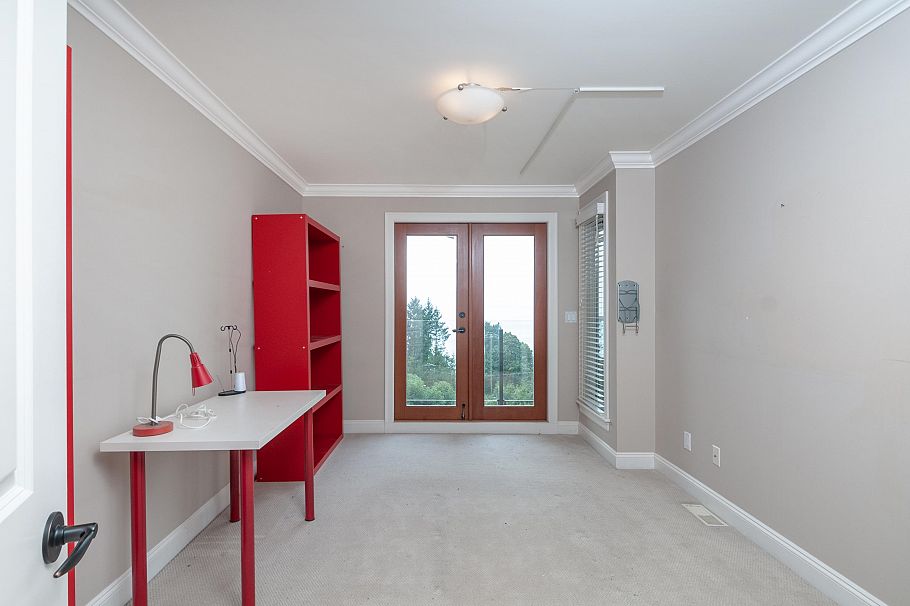 7808 Ross Street Vancouver, BC - 25