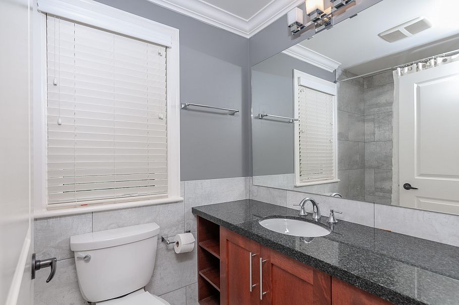 7808 Ross Street Vancouver, BC - 24