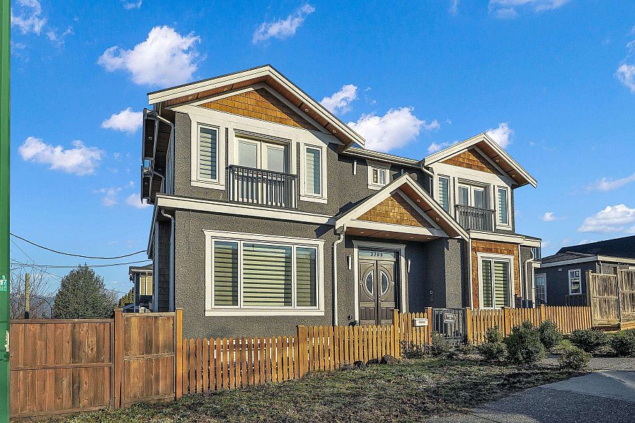 3705 PRICE STREET Burnaby, BC - 3