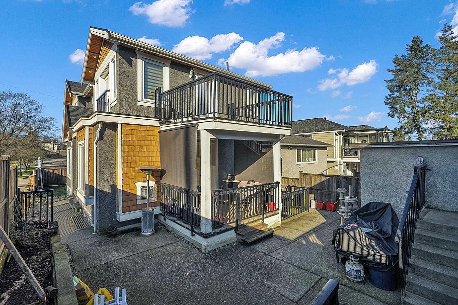 3705 PRICE STREET Burnaby, BC - 5