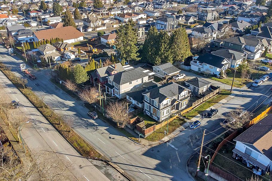 3705 PRICE STREET Burnaby, BC - 11