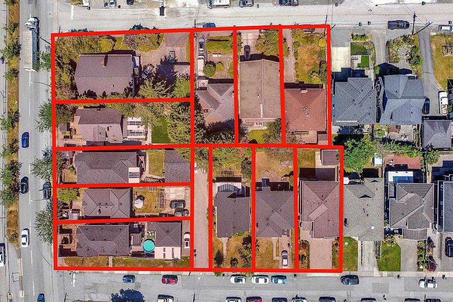 3705 PRICE STREET Burnaby, BC - 1