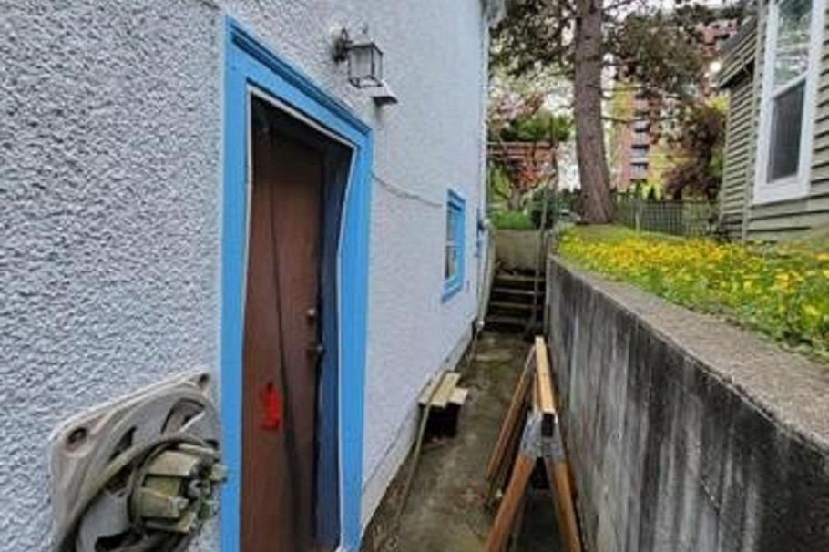 2719 Duke Street Vancouver, BC - 6