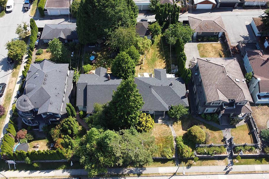 4111 Ash Street Vancouver, BC - 1