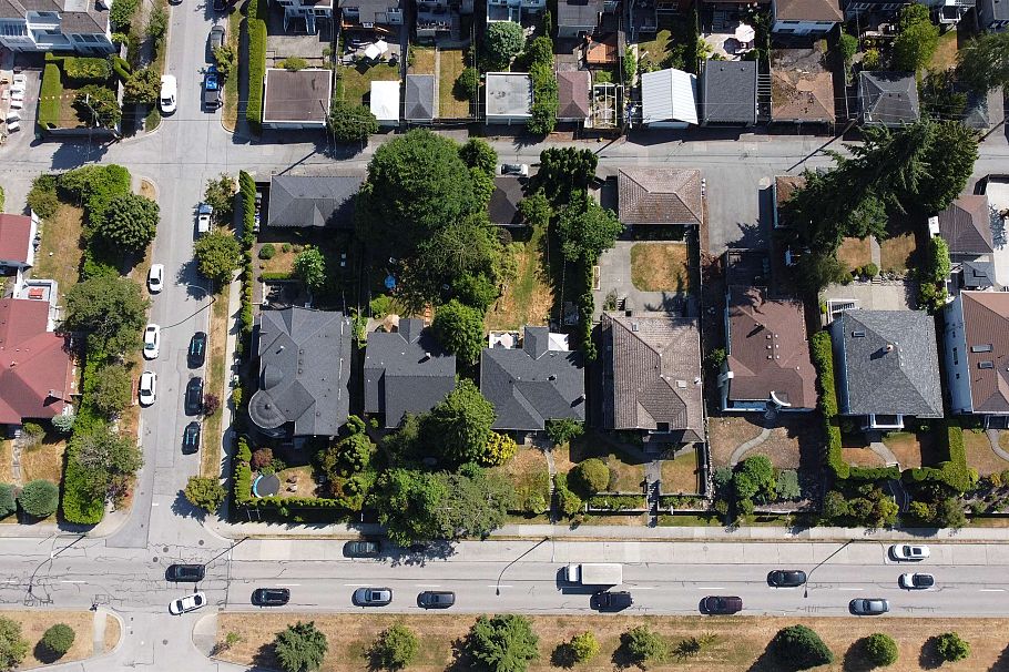 4111 Ash Street Vancouver, BC - 2