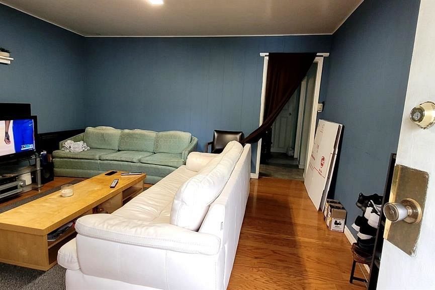 4817 JOYCE STREET Vancouver, BC - 9