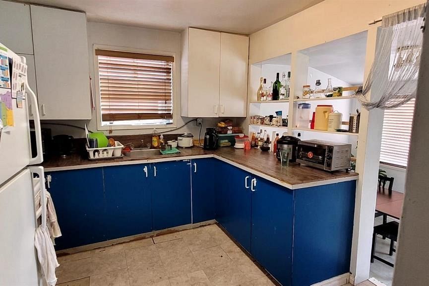 4817 JOYCE STREET Vancouver, BC - 5