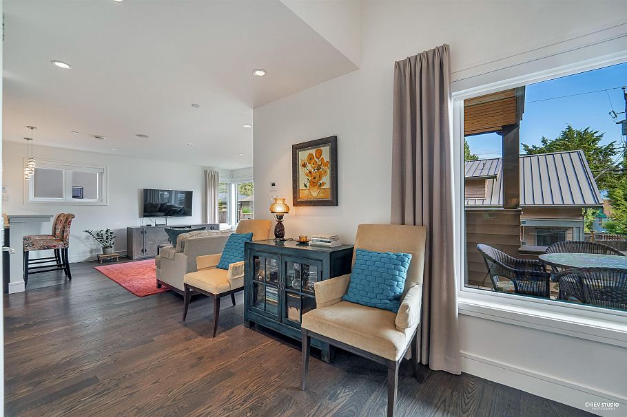 3853 W 14th Avenue Vancouver, BC - 30