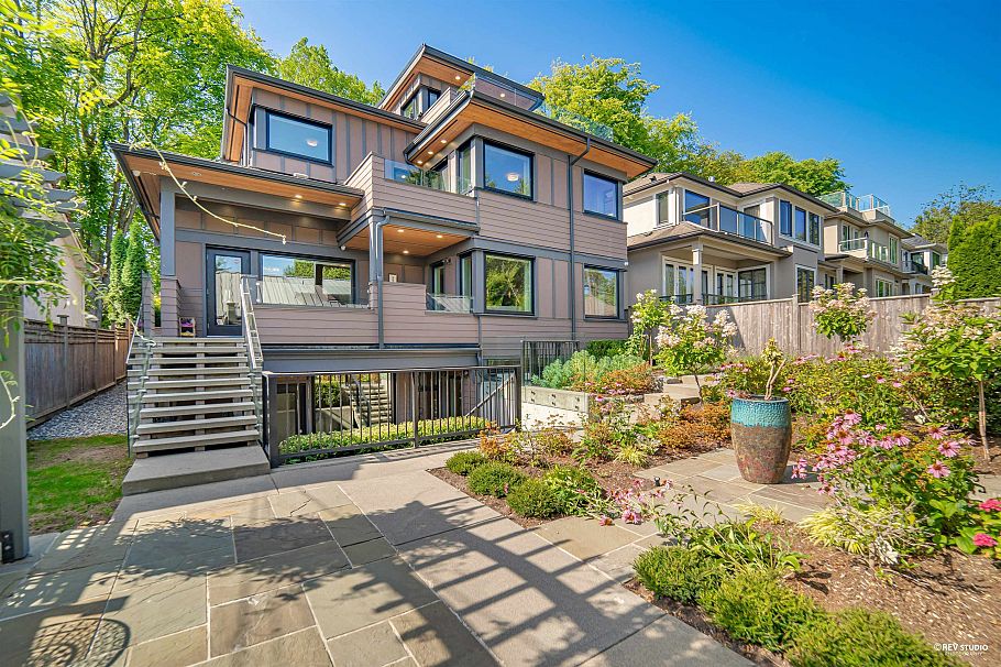 3853 W 14th Avenue Vancouver, BC - 18
