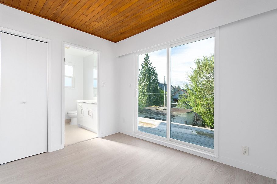 3727 W 20TH AVENUE Vancouver, BC - 3