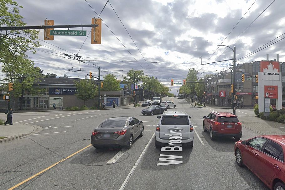 2318 MACDONALD STREET Vancouver, BC - 18