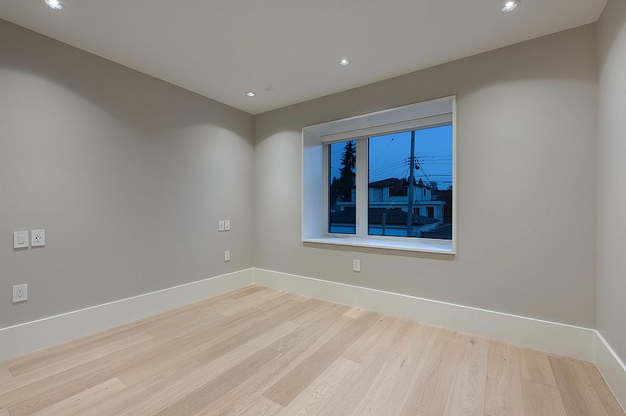 2128 W 21ST AVENUE Vancouver, BC - 17