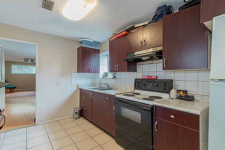 204 W 63RD AVENUE Vancouver, BC - 10