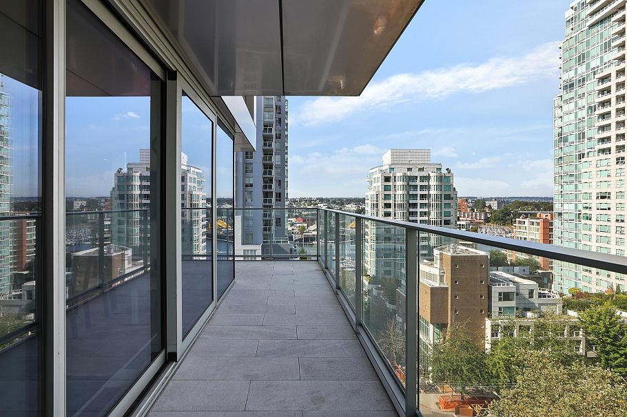 1205 1480 HOWE STREET Vancouver, BC - 2