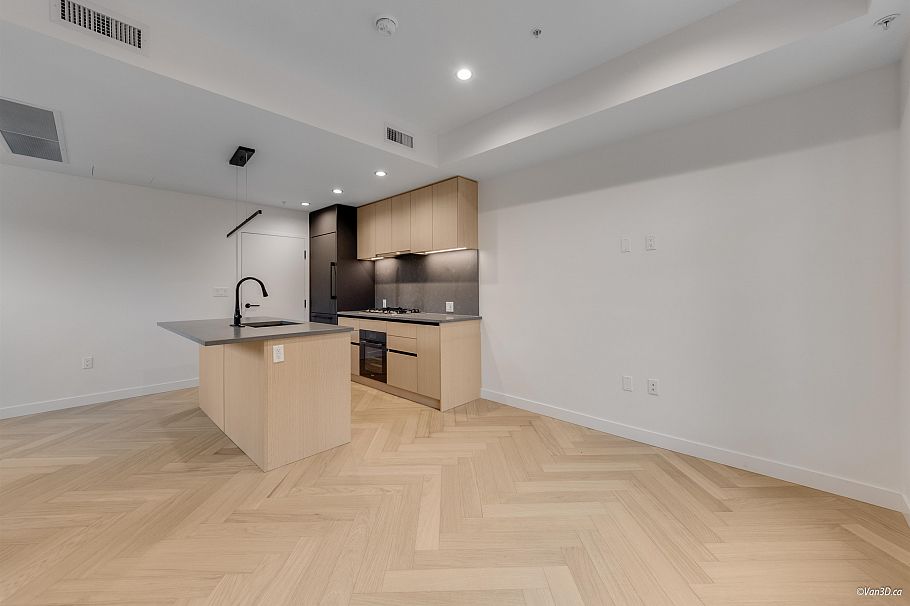 18 6788 OAK STREET Vancouver, BC - 22