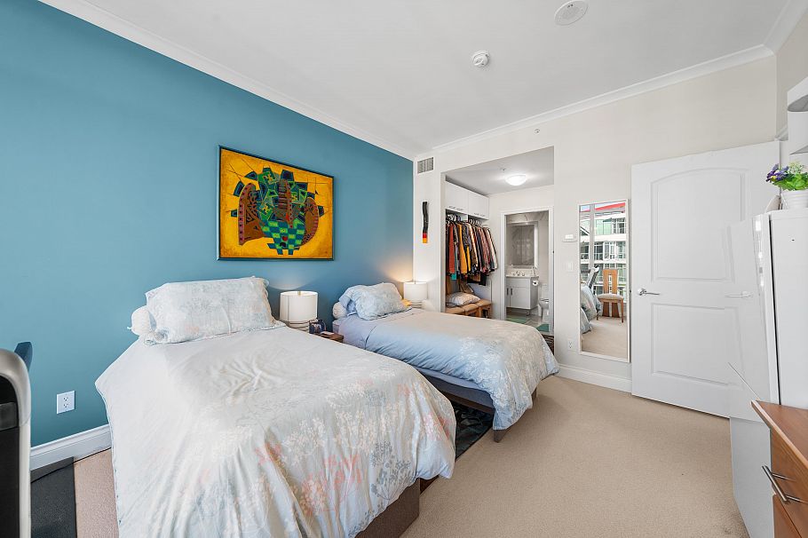 802 185 VICTORY SHIP WAY North Vancouver, BC - 3