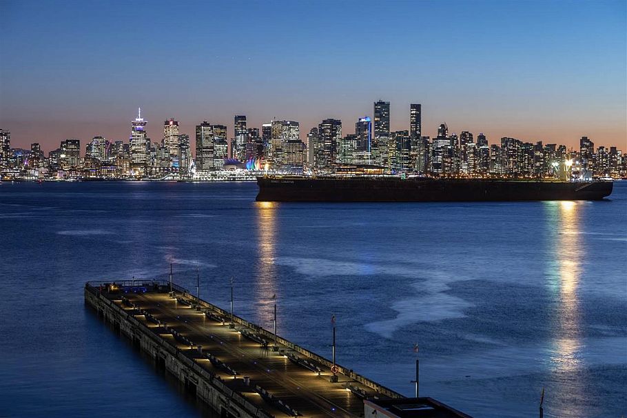 802 185 VICTORY SHIP WAY North Vancouver, BC - 1