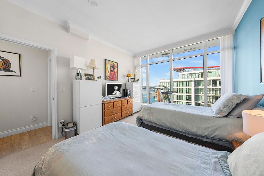 802 185 VICTORY SHIP WAY North Vancouver, BC - 4