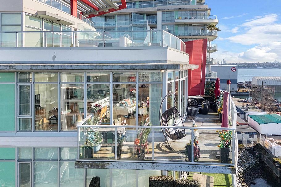 802 185 VICTORY SHIP WAY North Vancouver, BC - 26